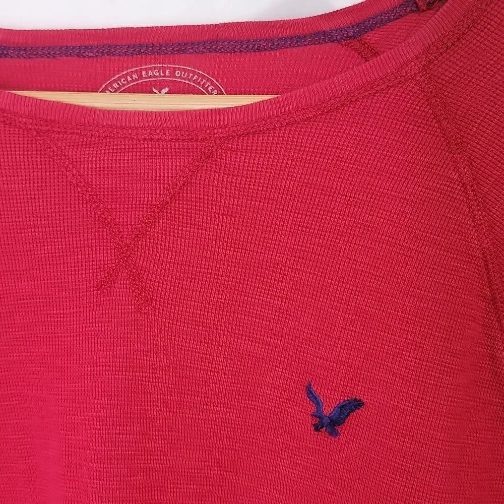 American Eagle. Red Long Sleeve Thermal Shirt. Size Large. EUC